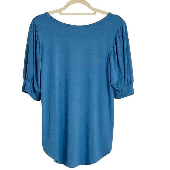 Karen Kane Women's Light Blue Puff Sleeve Scoop Neck Blouse Size Large 🦋💙 - Picture 4 of 12
